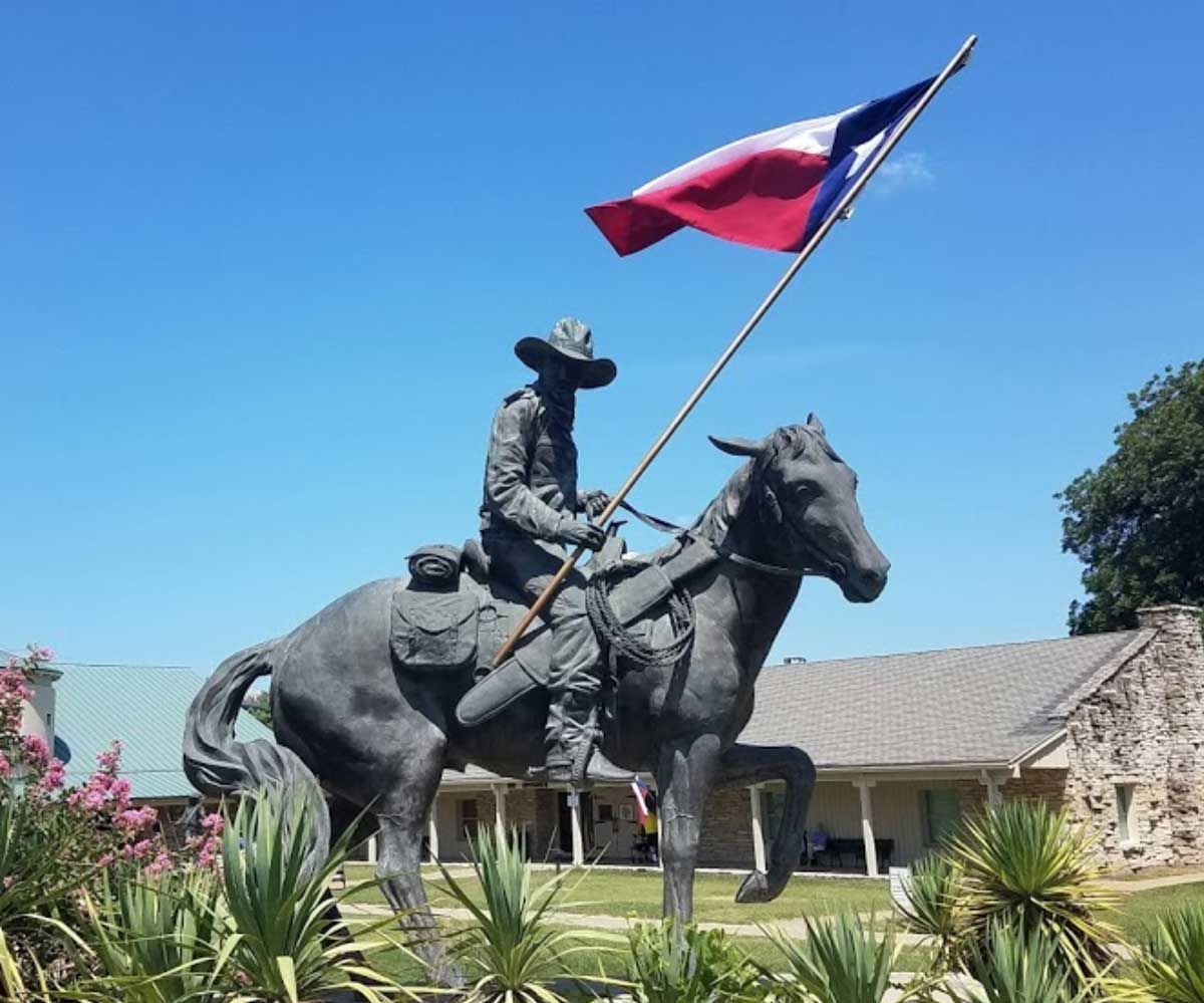 Texas Ranger statue in Waco